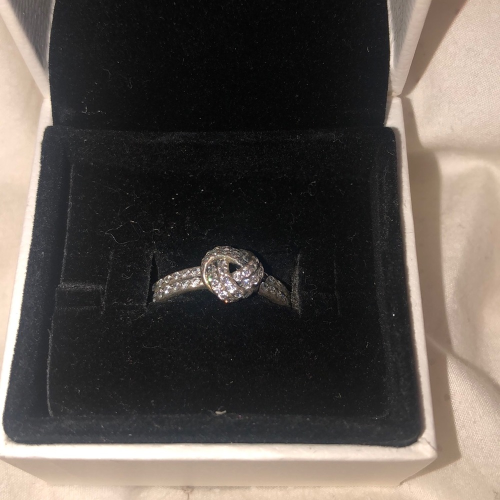 Pandora shimmering knot ring